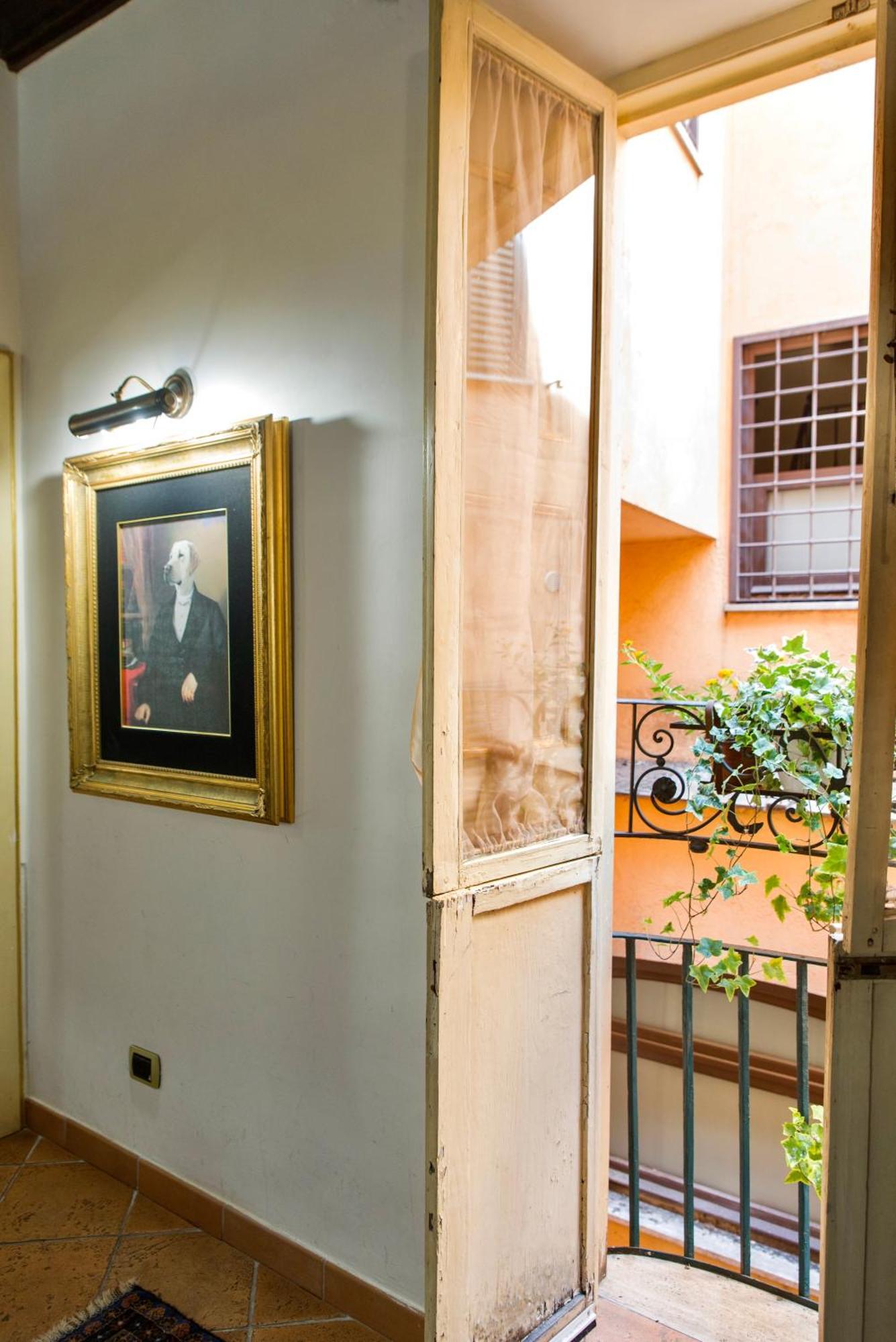 Trevi Fountain Apartment Rome Exterior photo